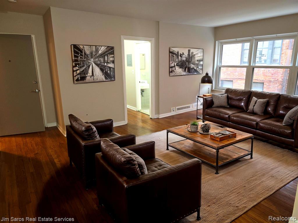 550 Parkview #305 - Studio, Detroit, MI 48214 — Photo 3