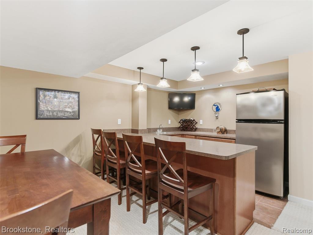 722 Lake Ridge Road, Rochester Hills, MI 48307 — Photo 33
