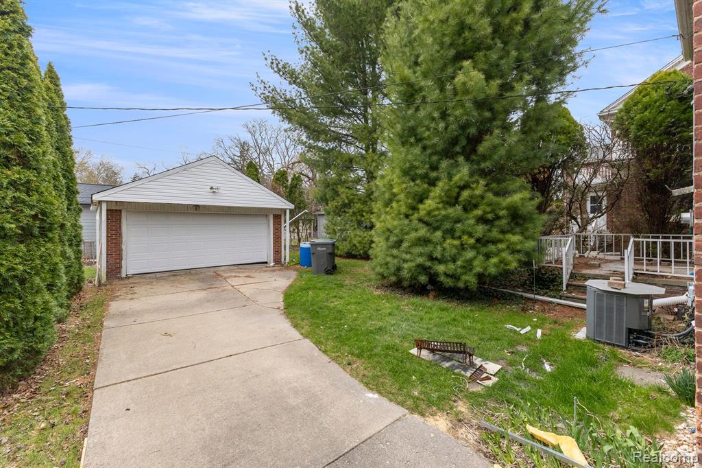 529 N MILITARY Street, Dearborn, MI 48124 — Photo 29