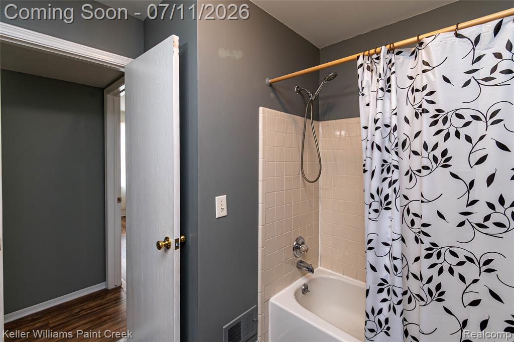 44524 N Bunker Hill Drive, 112, Clinton Twp, MI 48038 — Photo 26