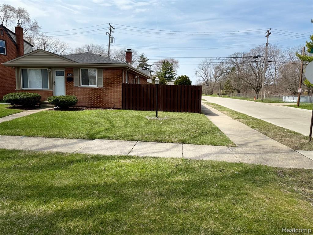 5602 MADISON Street, Dearborn Heights, MI 48125 — Photo 3