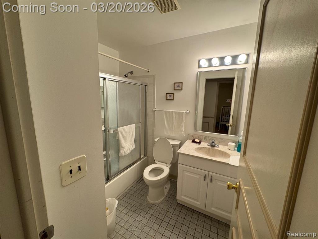 5045 Forestdale Drive, West Bloomfield, MI — Photo 22