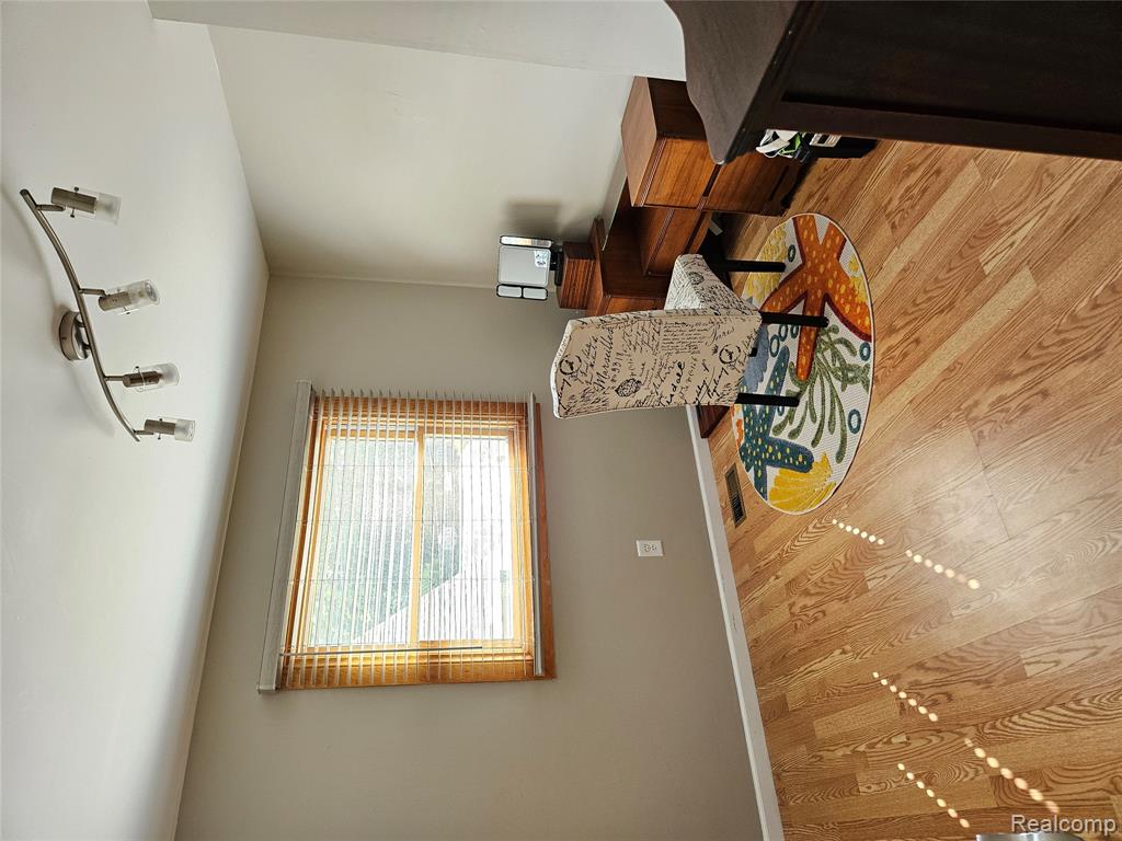 1325 Beach Drive, Orion, MI — Photo 28