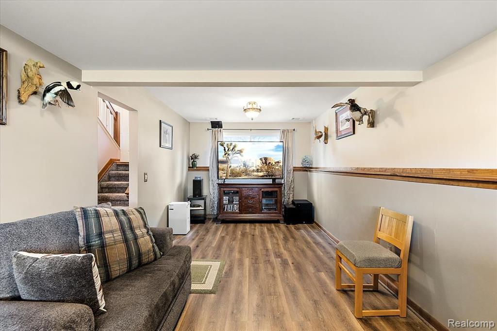 490 Glenn Court, Lake Orion, MI 48362 — Photo 31