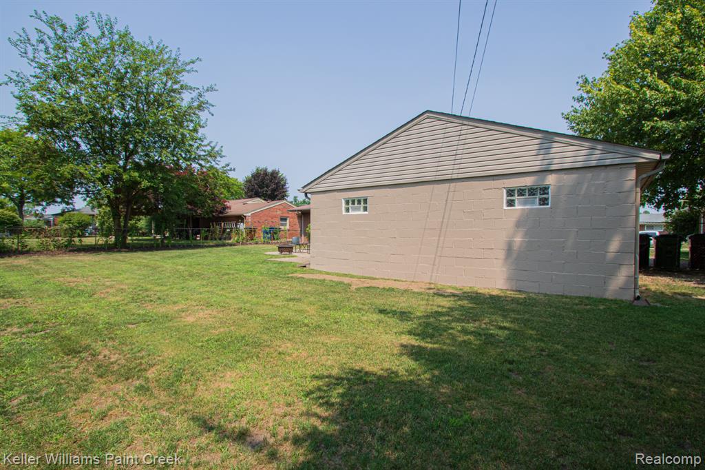 8336 Timberline Drive, Shelby Twp, MI 48316 — Photo 35