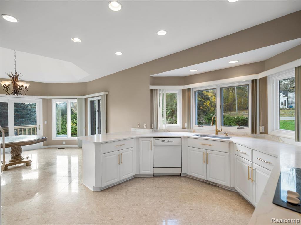 5914 LAKEVIEW Drive, Washington, MI — Photo 27