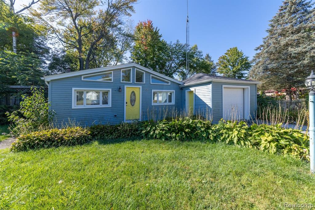 7454 Aspen Road, Lexington, MI 48450 — Photo 2