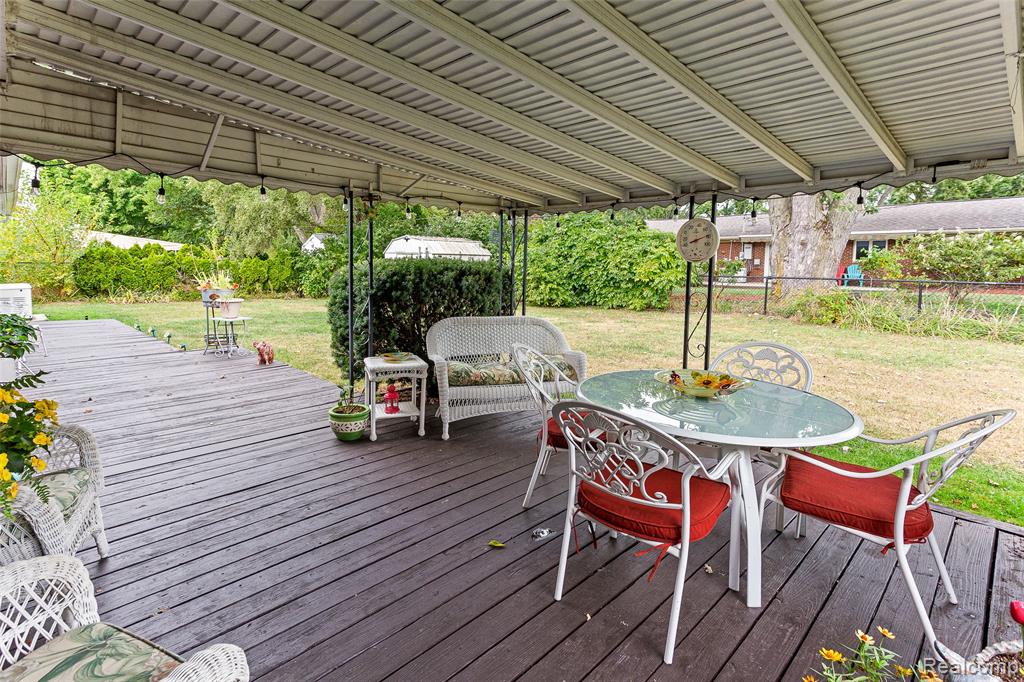 40610 Rock Hill Street, Novi, MI — Photo 32