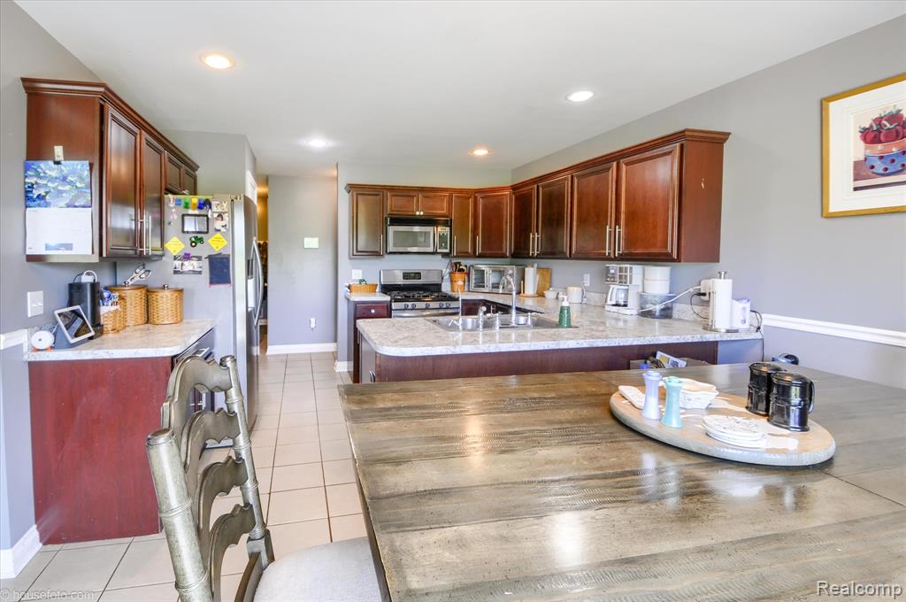 317 N Summers Road, Imlay City, MI 48444 — Photo 9