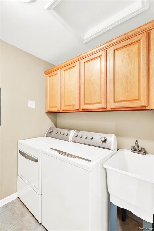 5379 Twin Oaks Drive, Sterling Heights, MI 48314 — Photo 21