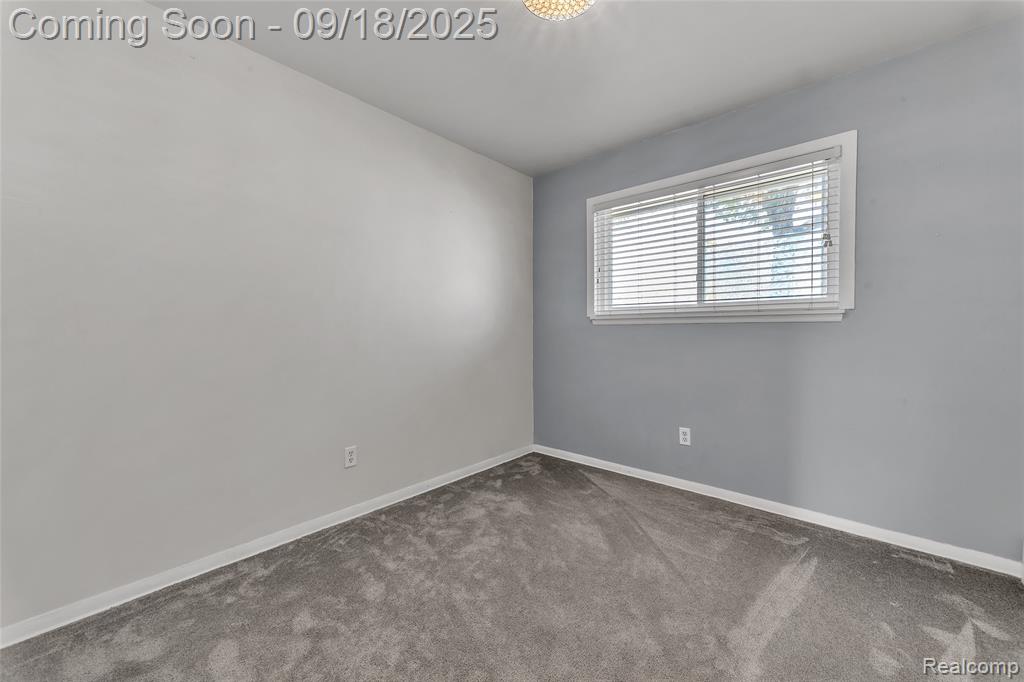 43629 Vivian Drive, Sterling Heights, MI 48313 — Photo 21
