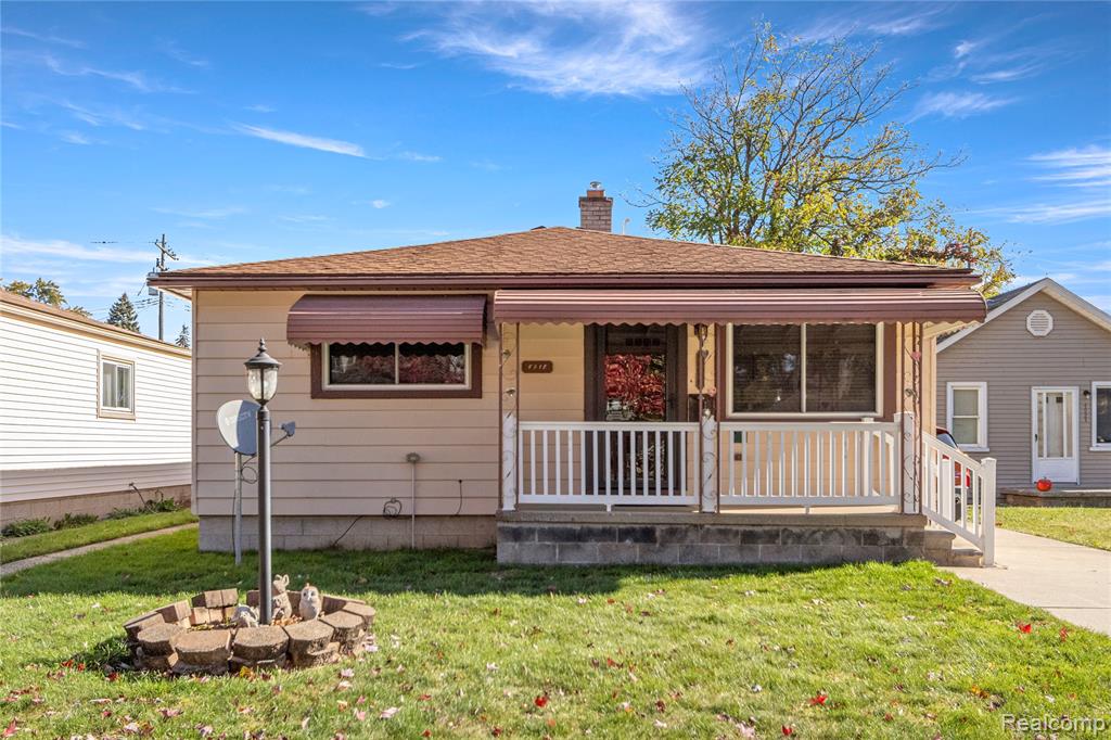 4915 Raymond Avenue, Dearborn Heights, MI 48125 — front exterior