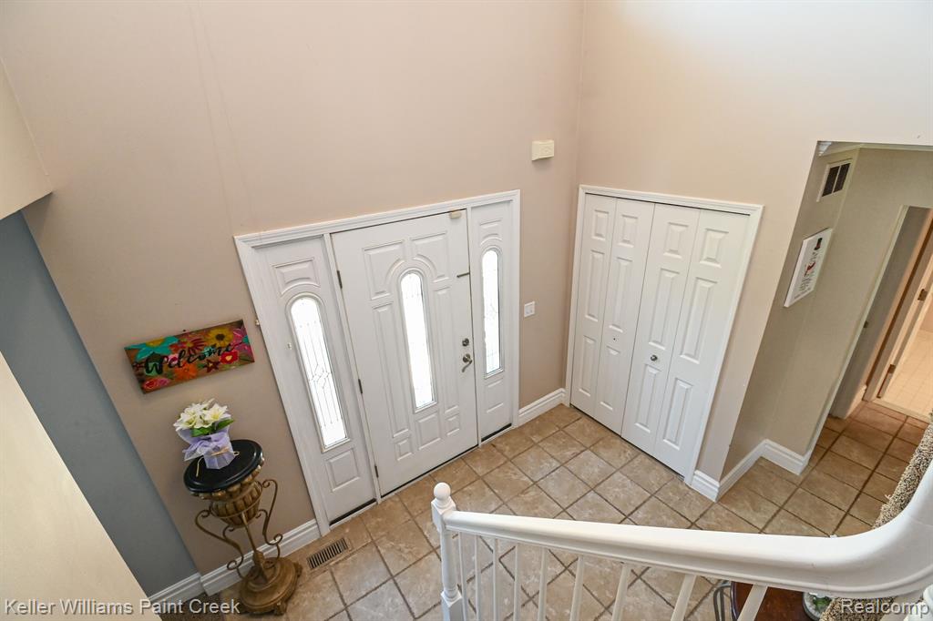 51466 PROMENADE Lane, New Baltimore, MI 48047 — Photo 4