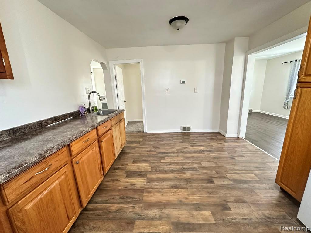 3441 S Edsel Street, Detroit, MI 48217 — Photo 10