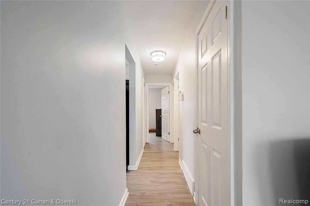 9901 Yellowstone Street, Detroit, MI 48204 — Photo 7