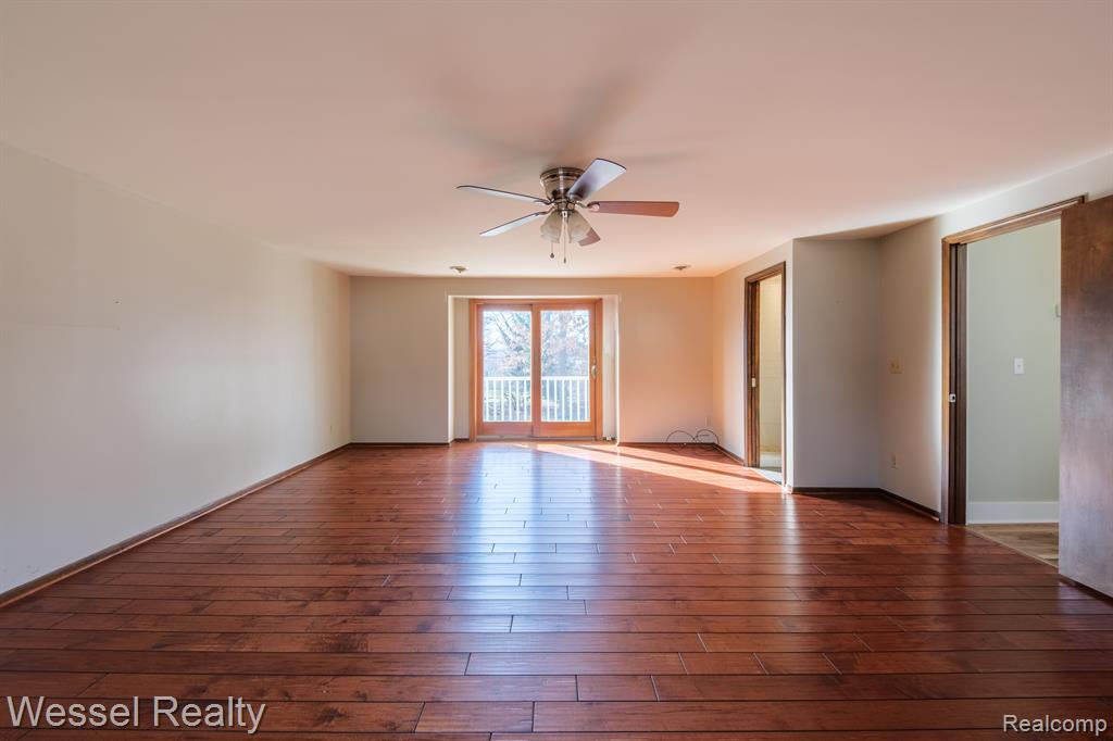 557 Green Cove Drive, Holly, MI 48442 — Photo 18