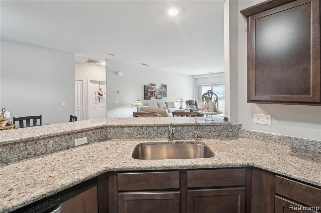 9948 Ridge Run, Howell, MI 48855 — Photo 14