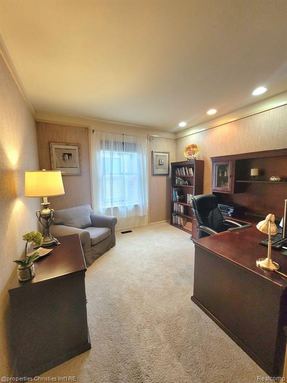 17070 CARRIAGE Way, Northville, MI 48168 — Photo 14