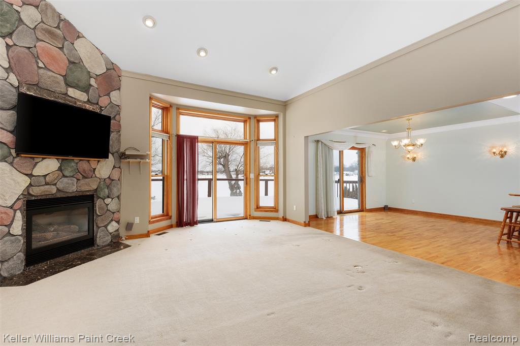 10045 Highland Road, White Lake, MI — Photo 12