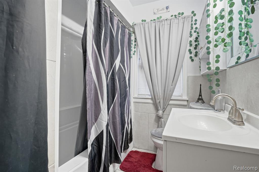 11421 Engleside Street, Detroit, MI 48205 — Photo 11