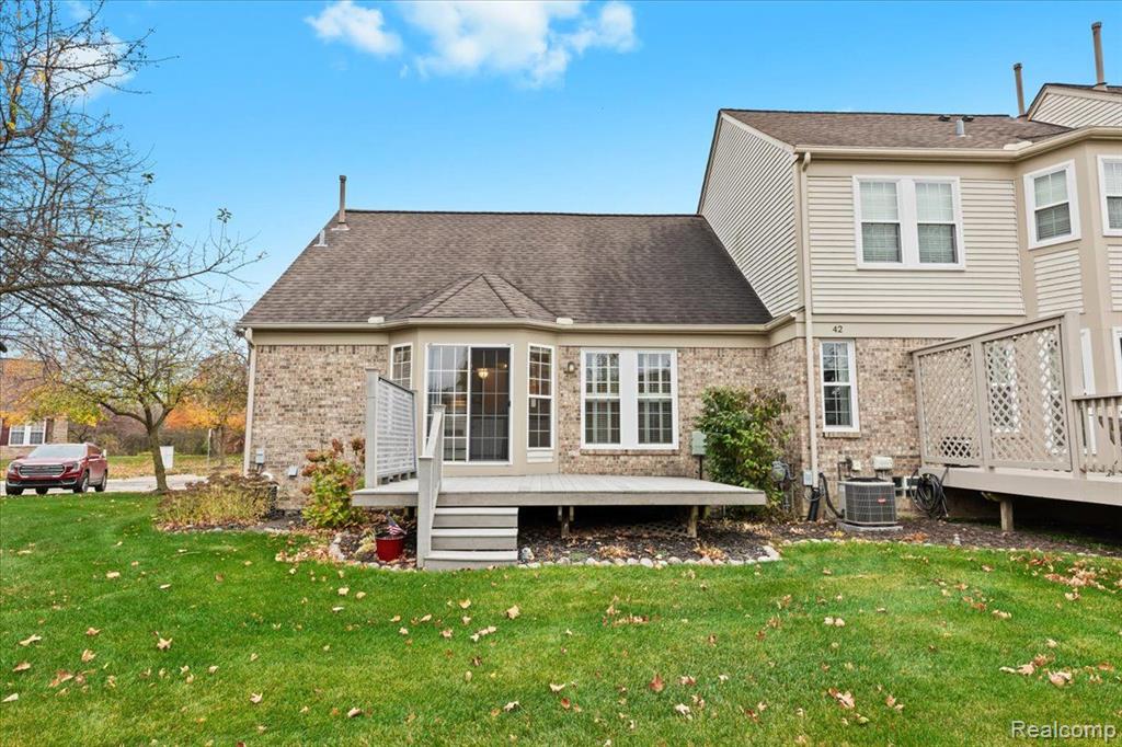 4138 HUNTERS Circle E, Canton, MI 48188 — Photo 5