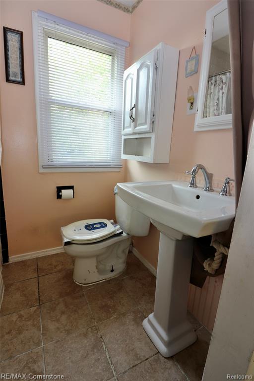 2668 Ackley Avenue, Westland, MI 48186 — Photo 7
