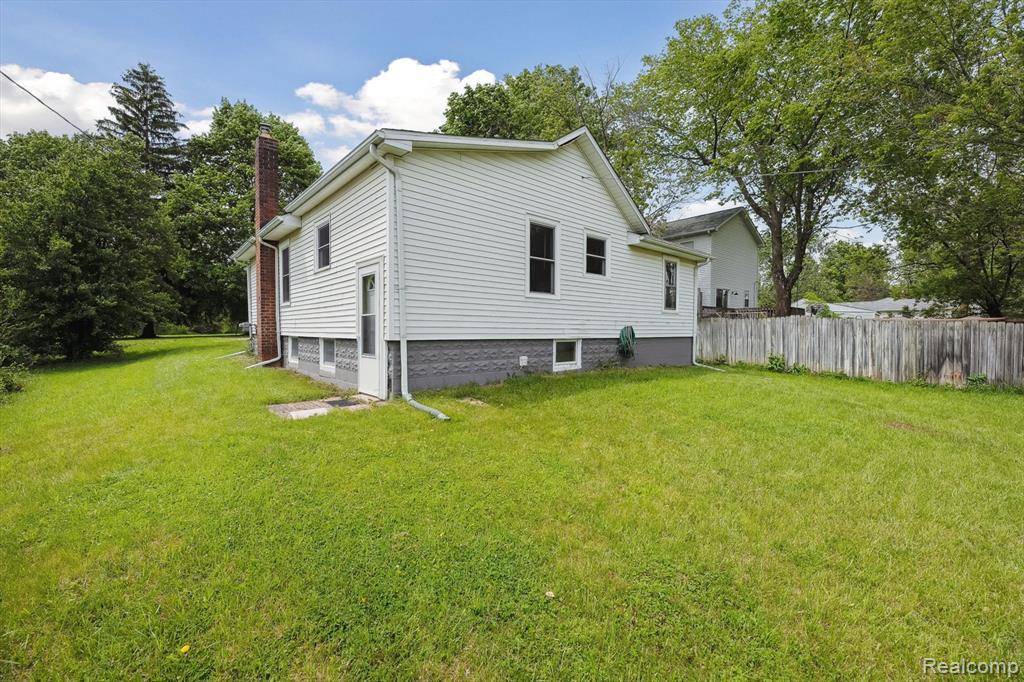 8084 Euclid, Salem, MI 48175 — Photo 36
