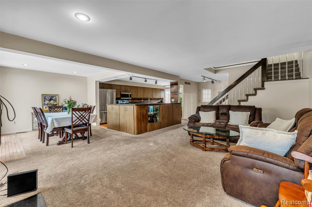 49285 Ashley Court, Shelby Twp, MI 48315 — Photo 14