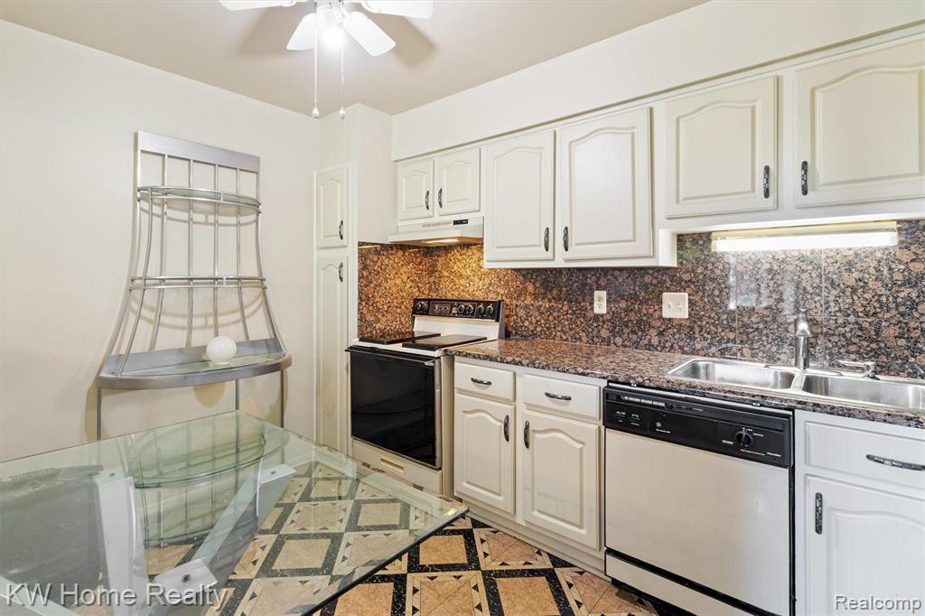 41708 Bedford Drive, Canton, MI 48187 — Photo 10
