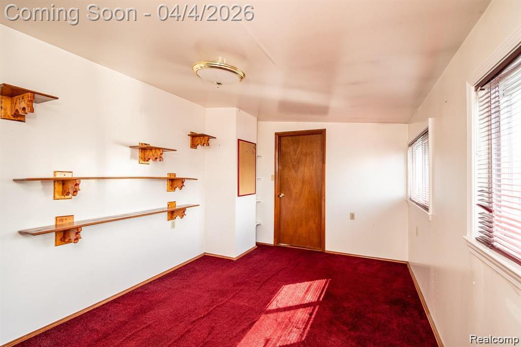 11603 KLINGER Street, Hamtramck, MI 48212 — Photo 20