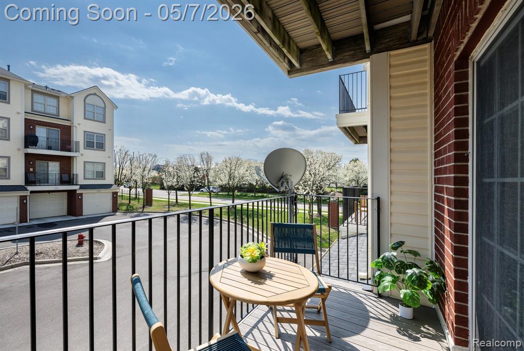 3280 Newbury Place, Troy, MI 48084 — Photo 9