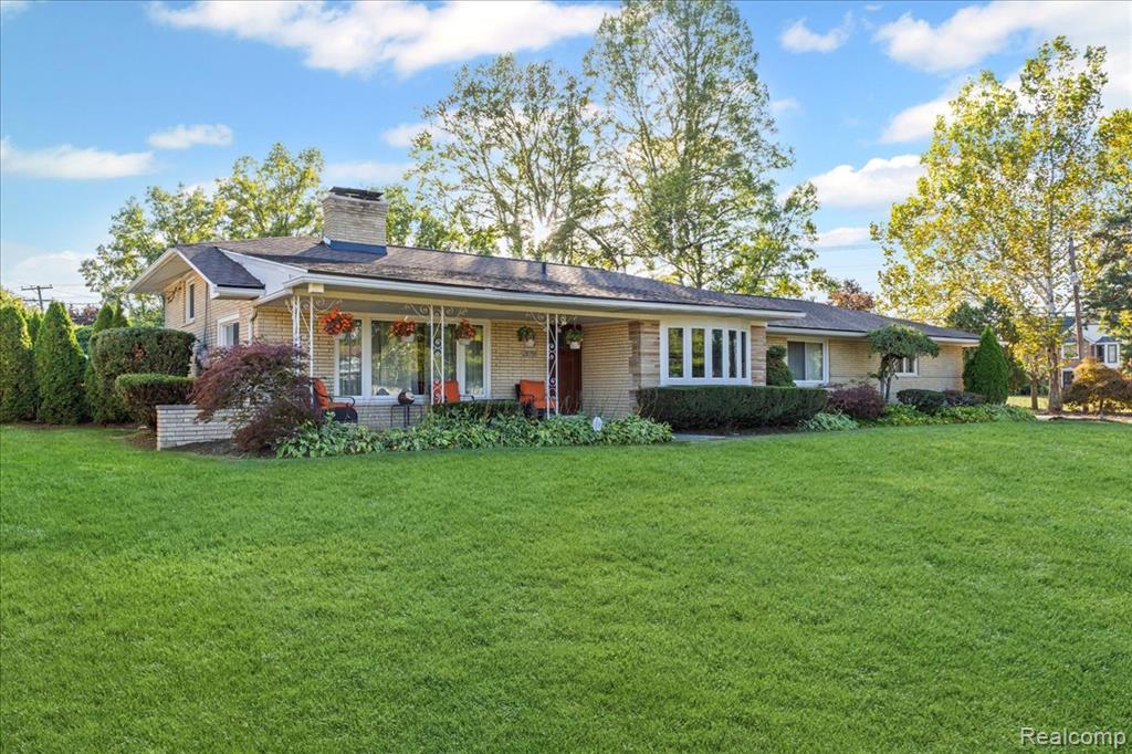 28791 Sunset Boulevard W, Lathrup Village, MI 48076 — Photo 3