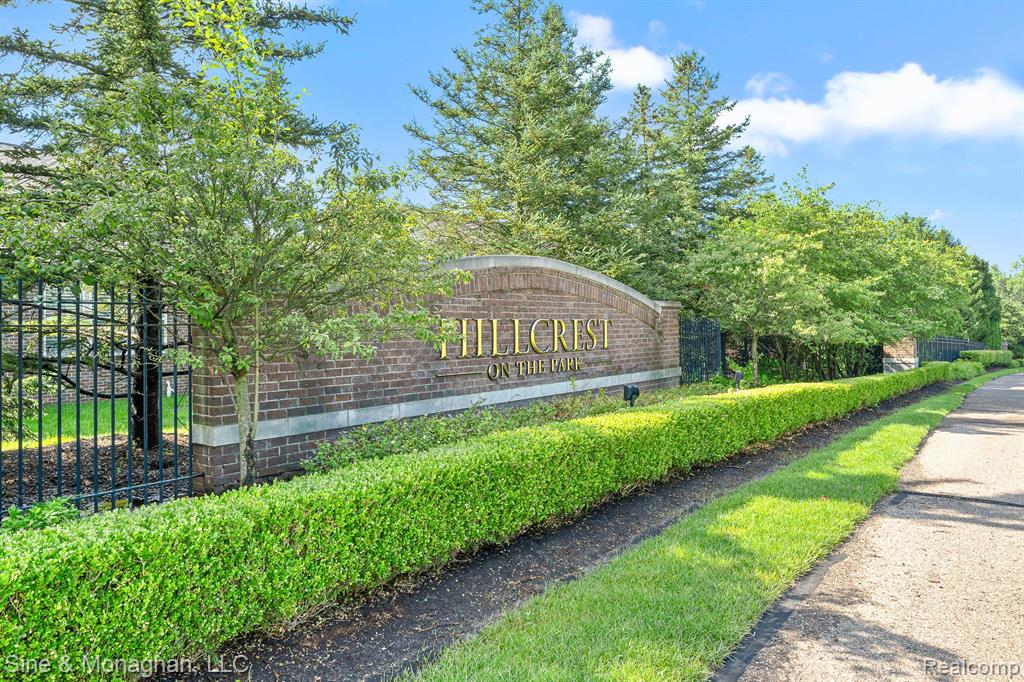 40450 JUNIPER Court, Clinton Twp, MI 48036 — Photo 43