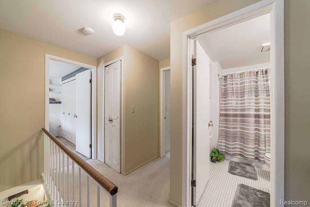 5395 BREEZE HILL, Troy, MI 48098 — Photo 24