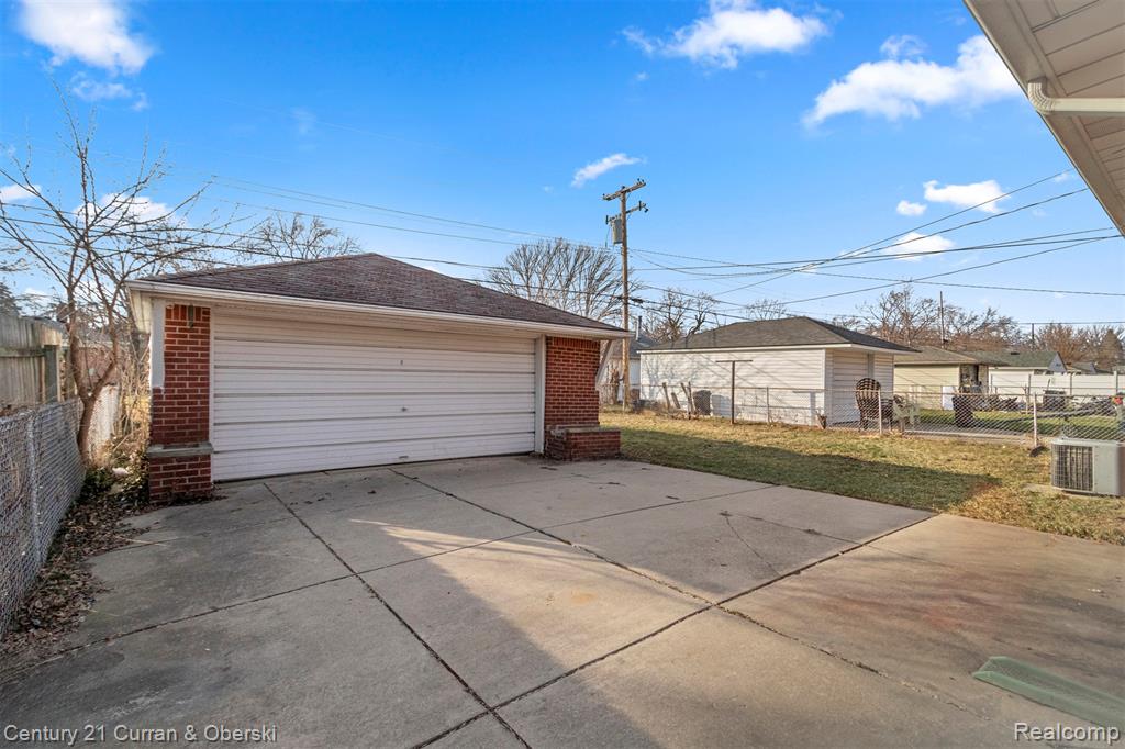 4170 Lincoln Boulevard, Dearborn Heights, MI 48125 — Photo 22