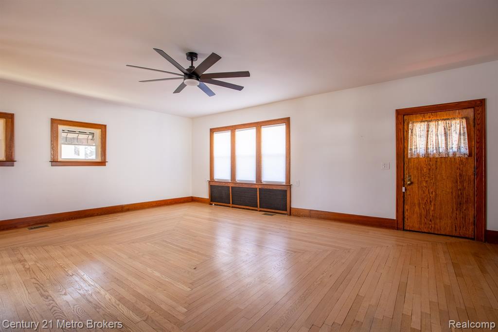 4727 Pine Street, Columbiaville, MI 48421 — Photo 3