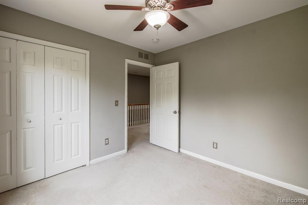 880 Frank Road, Lake Orion, MI 48362 — Photo 28