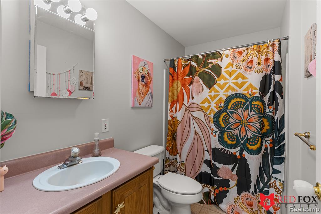 386 Meadowview Drive, Attica, MI 48412 — Photo 27