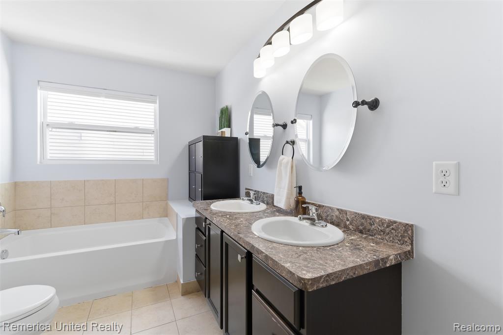4145 Ash Tree Lane, Howell, MI 48843 — Photo 17