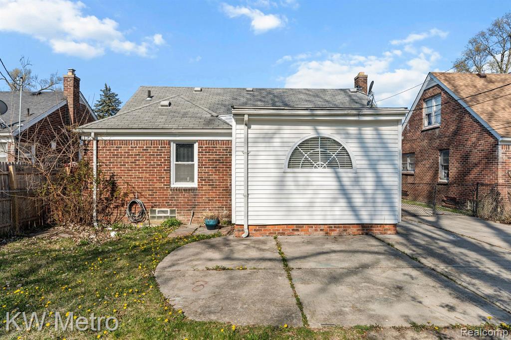 9226 GRANDVILLE Avenue, Detroit, MI 48228 — Photo 24