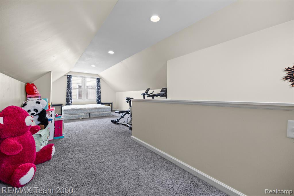 6872 Artesian Street, Detroit, MI 48228 — Photo 17