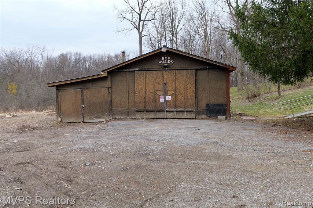 1721 Moffat Road, Leonard, MI 48367 — Photo 19