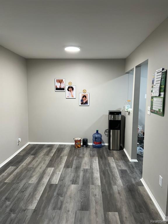 4925 E 10 Mile Rd Road, 5, Warren, MI 48091 — Photo 9