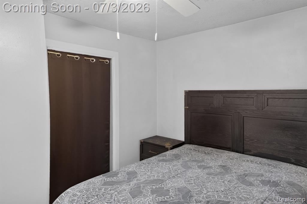 21326 Ithaca Avenue, Ferndale, MI 48220 — Photo 12