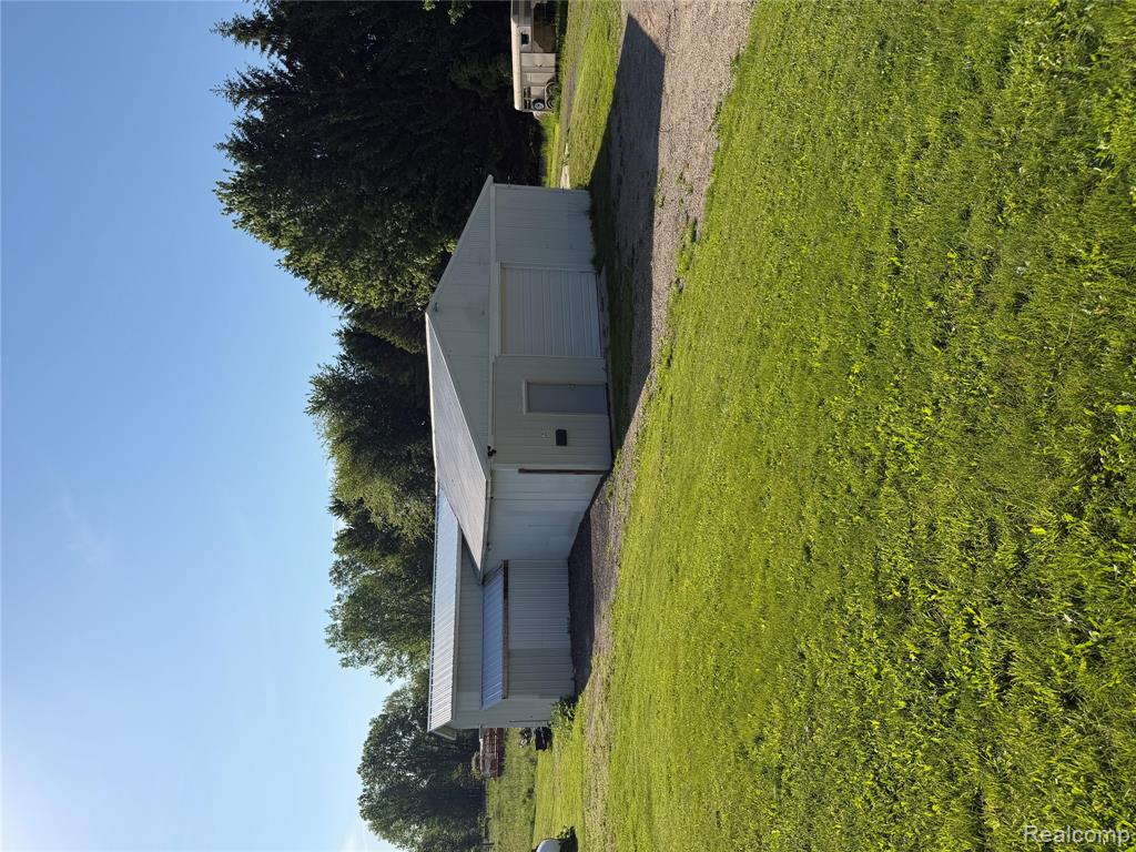 1246 House Road, Webberville, MI 48892