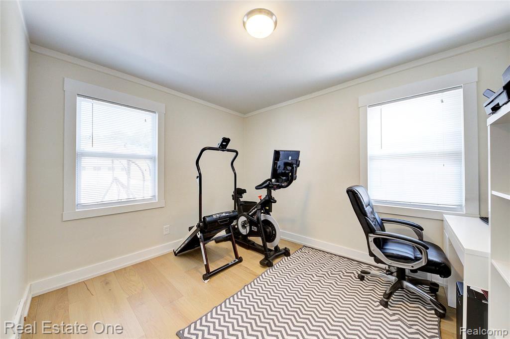 8126 Dale Street, Dearborn Heights, MI 48127 — Photo 42