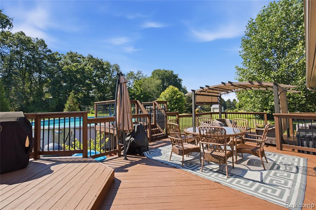 1817 Deer View Court, Howell, MI 48843 — Photo 13