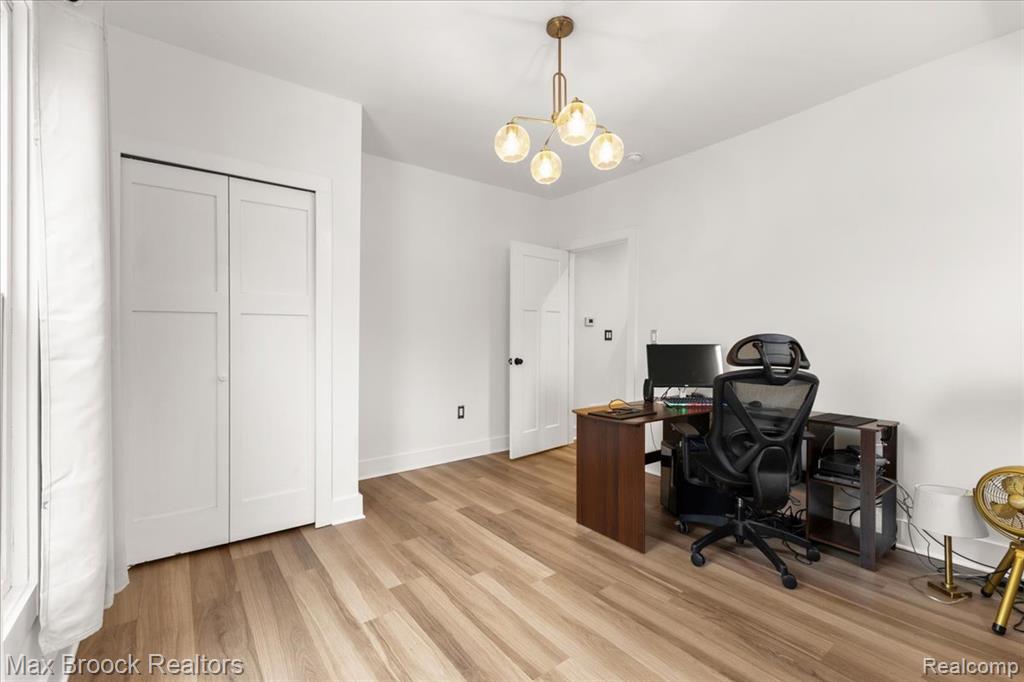 515 Clinton Street, Howell, MI 48843 — Photo 14