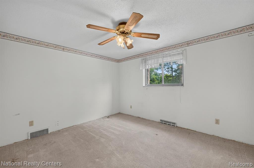 3107 Dean Road, Lambertville, MI 48144 — Photo 28