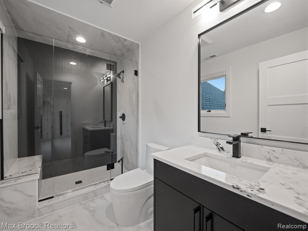 4331 Spruce Hill Lane, Bloomfield Hills, MI 48301 — Photo 32